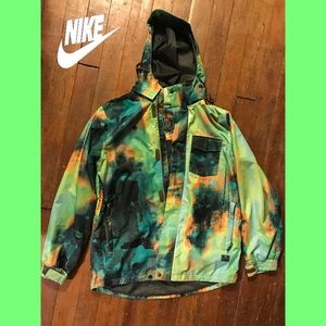 XL Nike Stormfit Bellevue Snowboarding Jacket